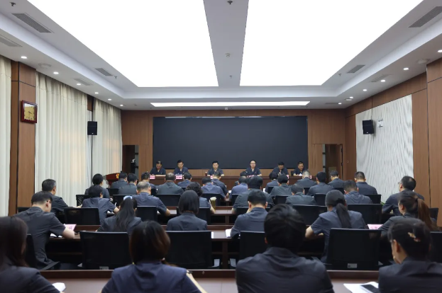 漯河中院召开全市法院1-4月份数据会商会议